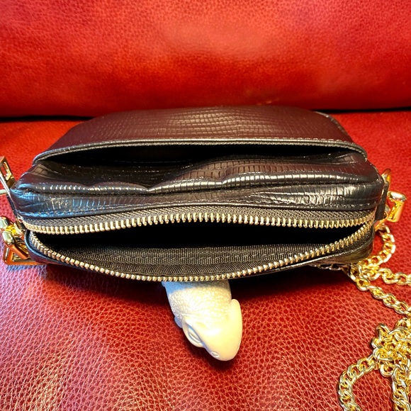 Genuine Leather Black and Gold Handbag Stella Bianca Italy - Picture 6 of 17